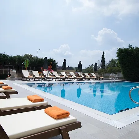 Marina Boutique Hotel 2*