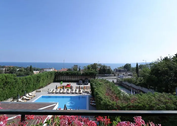 ホテル Marina Boutique