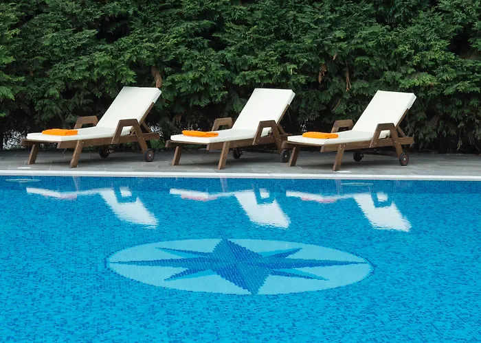 Marina Boutique ホテル 2*