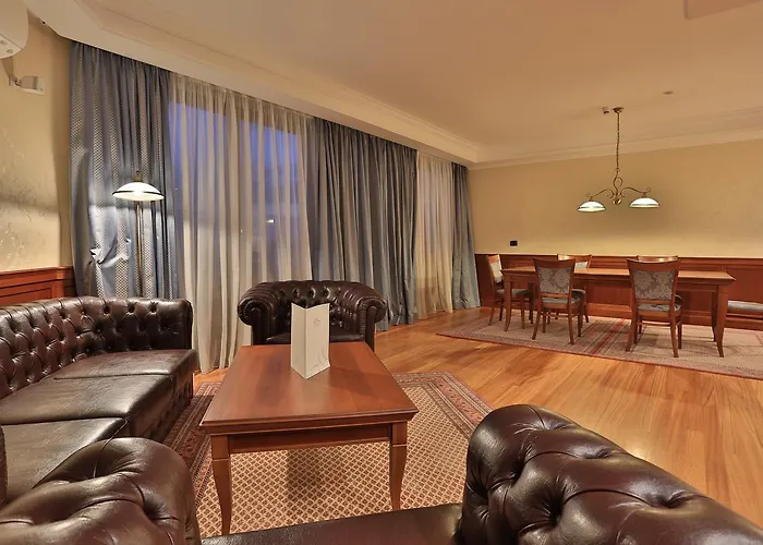 Marina Boutique ホテル 2*