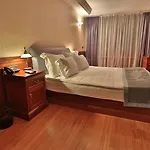 Marina Boutique Szálloda 2*