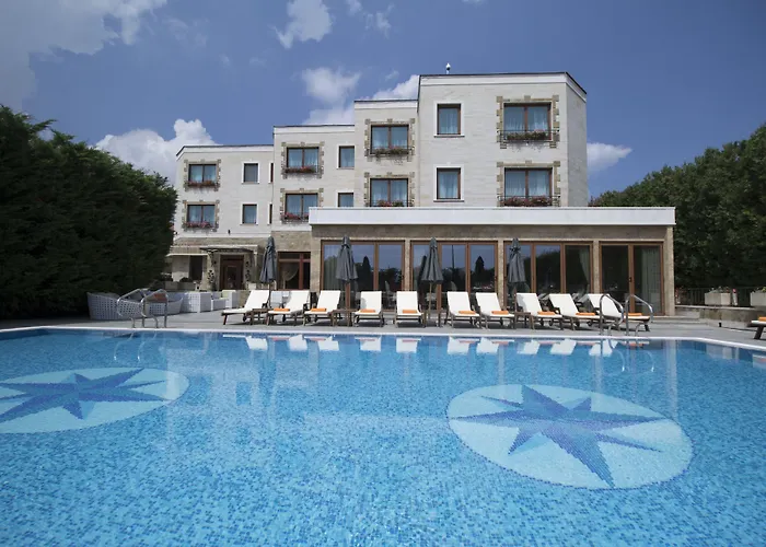 Marina Boutique Hotel 2*